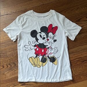 Disney Mickey and Minnie Mouse Shirt